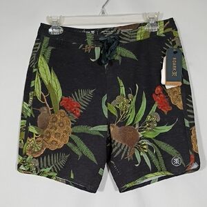 NWT Roark The Chiller Black Kiwi Camo 17" Board shirt Mens Size 28 Hemp Blend